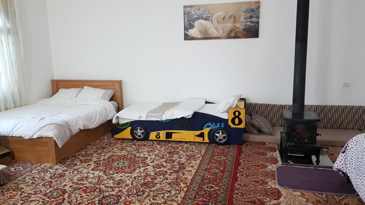 Hermon Accommodation Majdal Shams Exterior photo